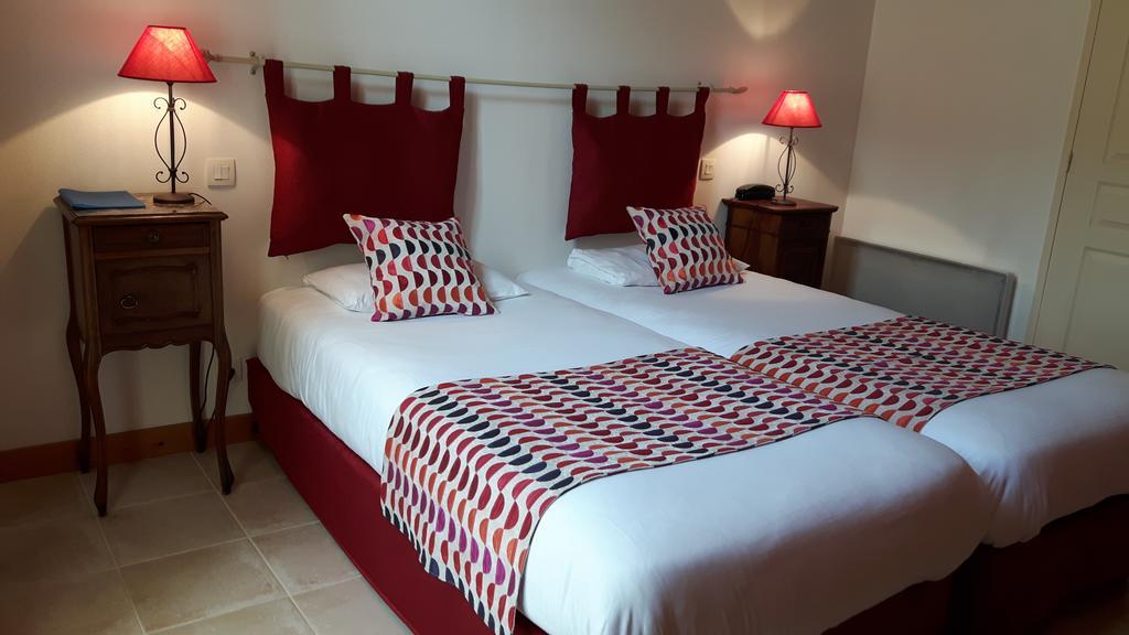 Hotel Du Donjon Aulnay  Kültér fotó
