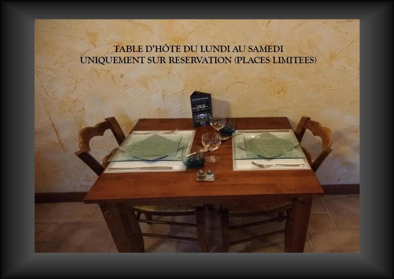 Hotel Du Donjon Aulnay  Kültér fotó